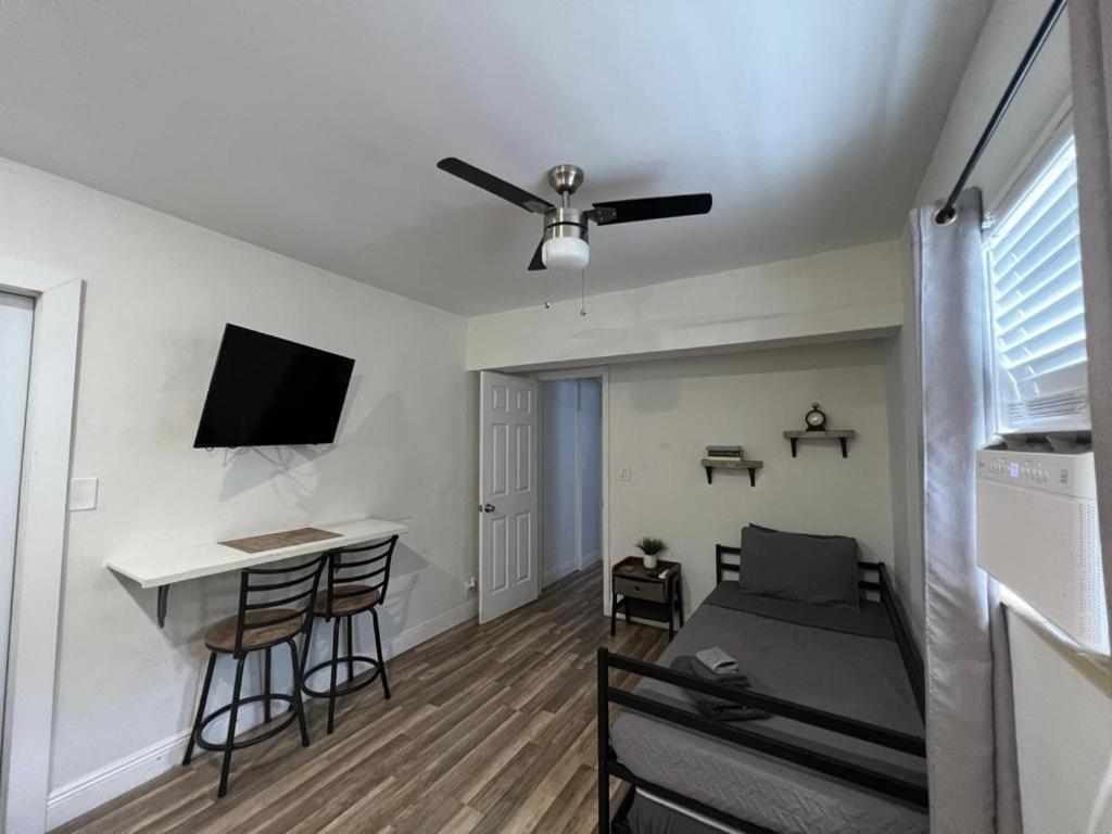 Designed Private Suites In Miami Luaran gambar