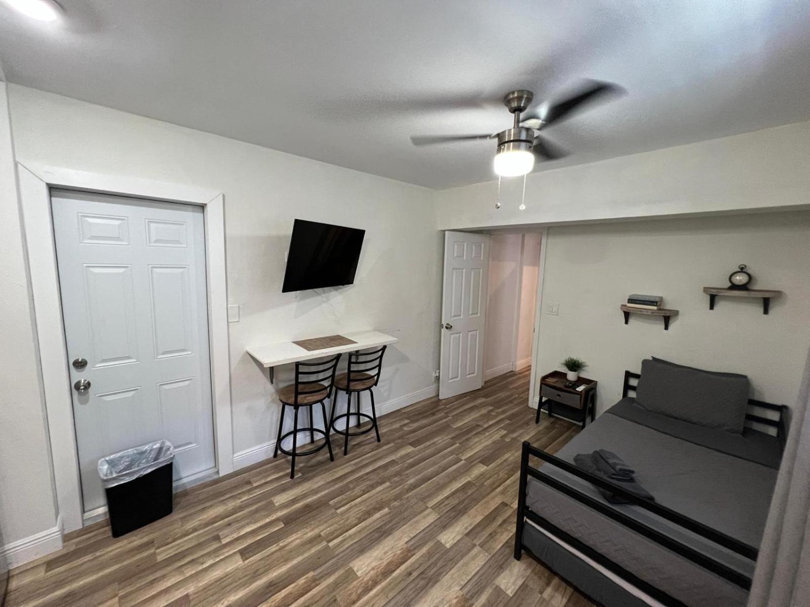 Designed Private Suites In Miami Luaran gambar